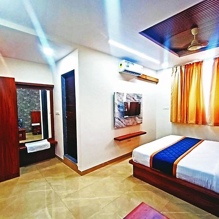 Hotel Achhu Palace Bangalore Eksteriør bilde