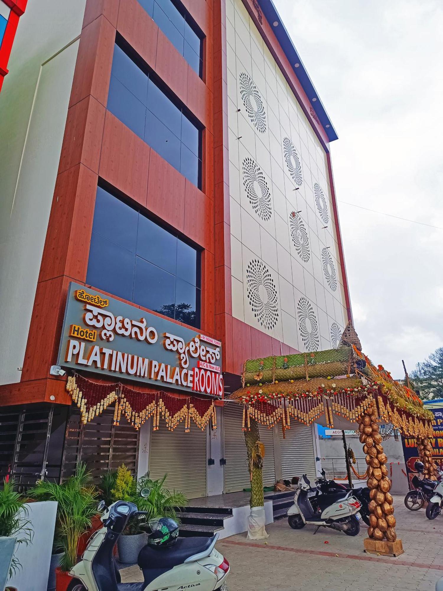 Hotel Achhu Palace Bangalore Eksteriør bilde