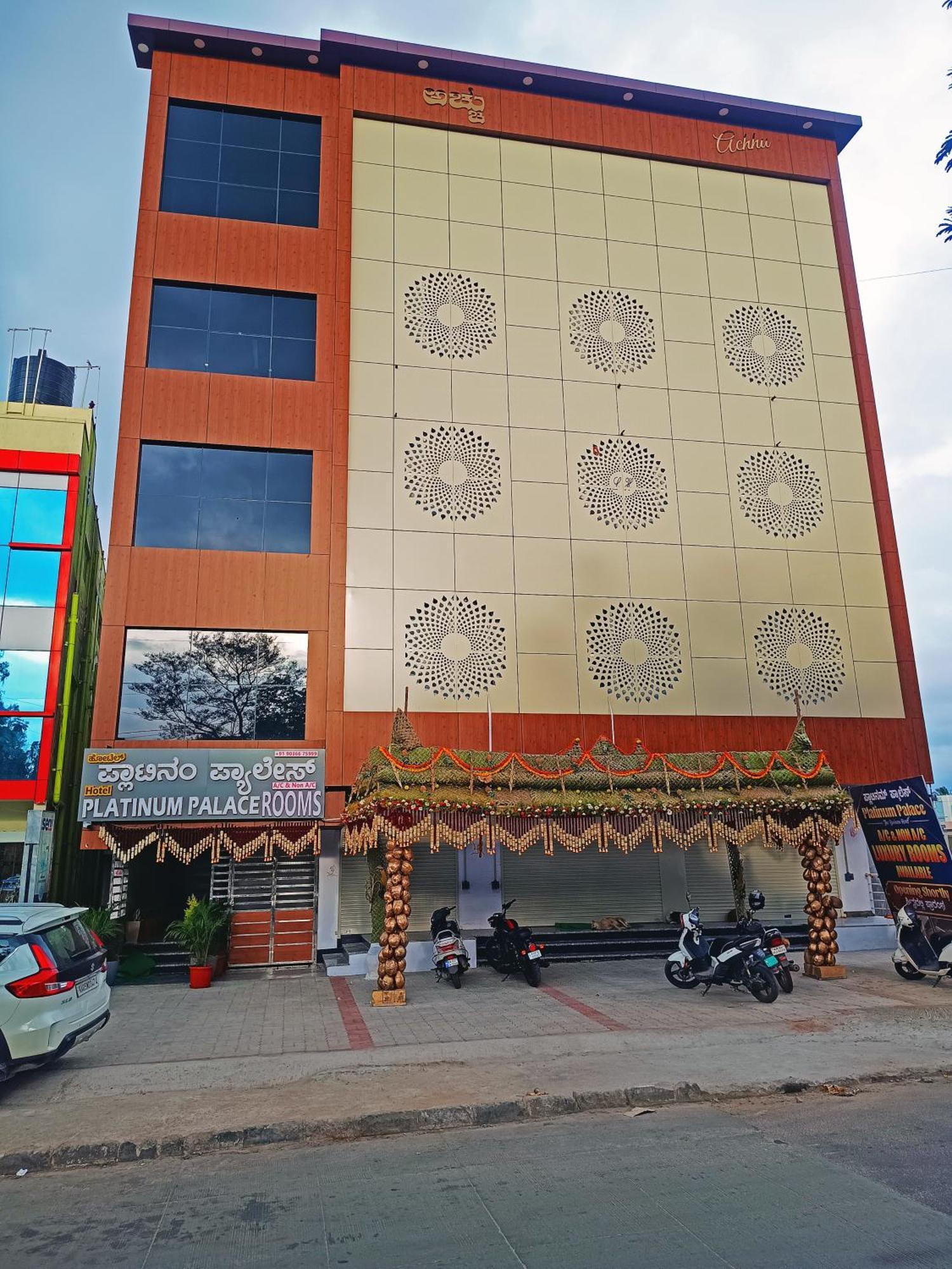 Hotel Achhu Palace Bangalore Eksteriør bilde