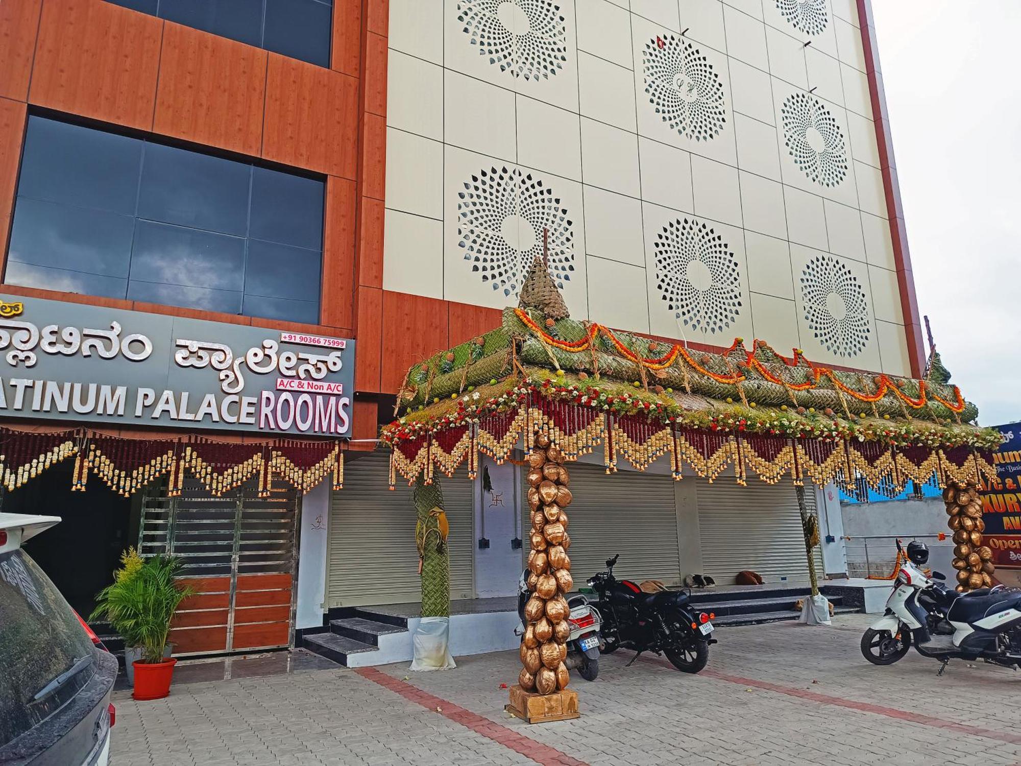 Hotel Achhu Palace Bangalore Eksteriør bilde