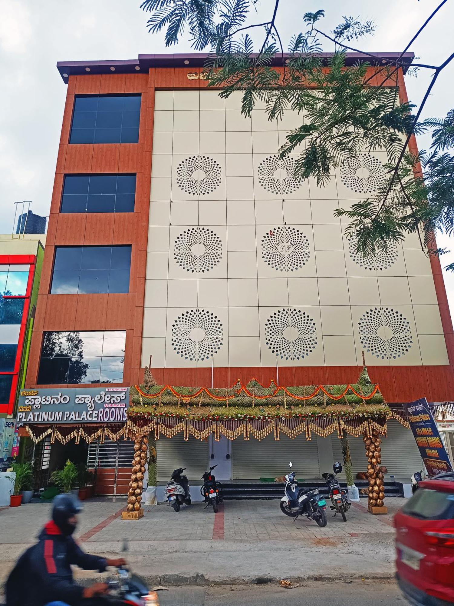 Hotel Achhu Palace Bangalore Eksteriør bilde