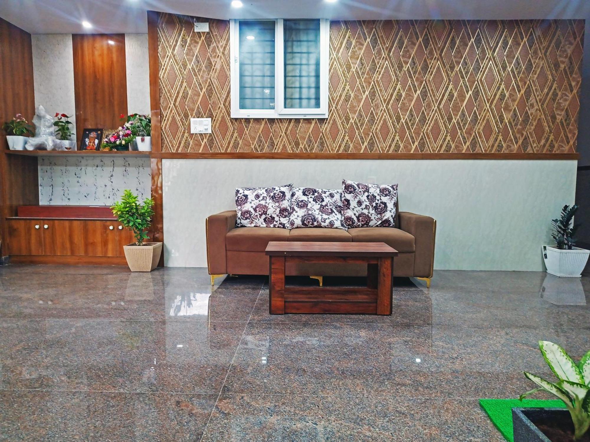 Hotel Achhu Palace Bangalore Eksteriør bilde